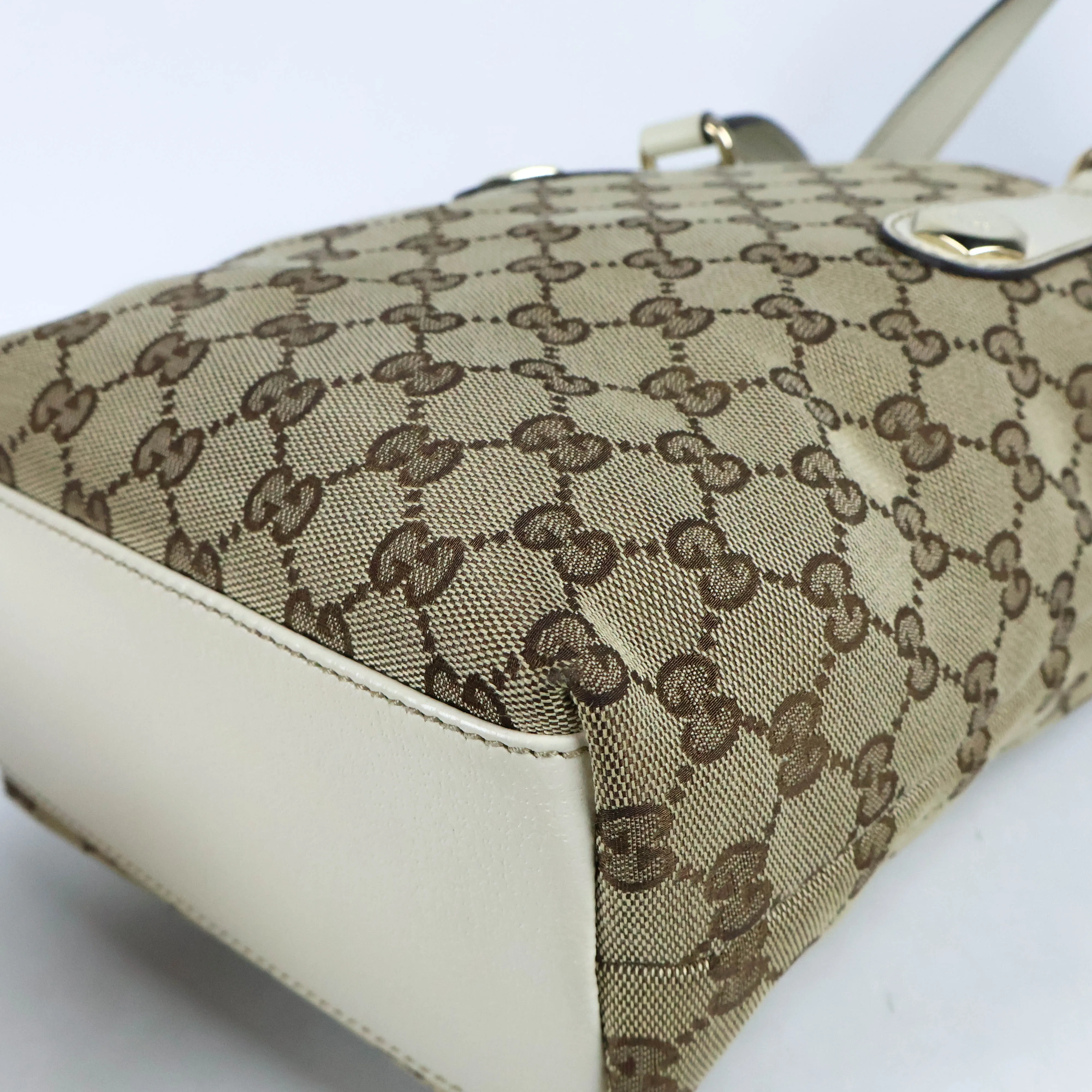 Gucci GG Supreme Monogram Tote White