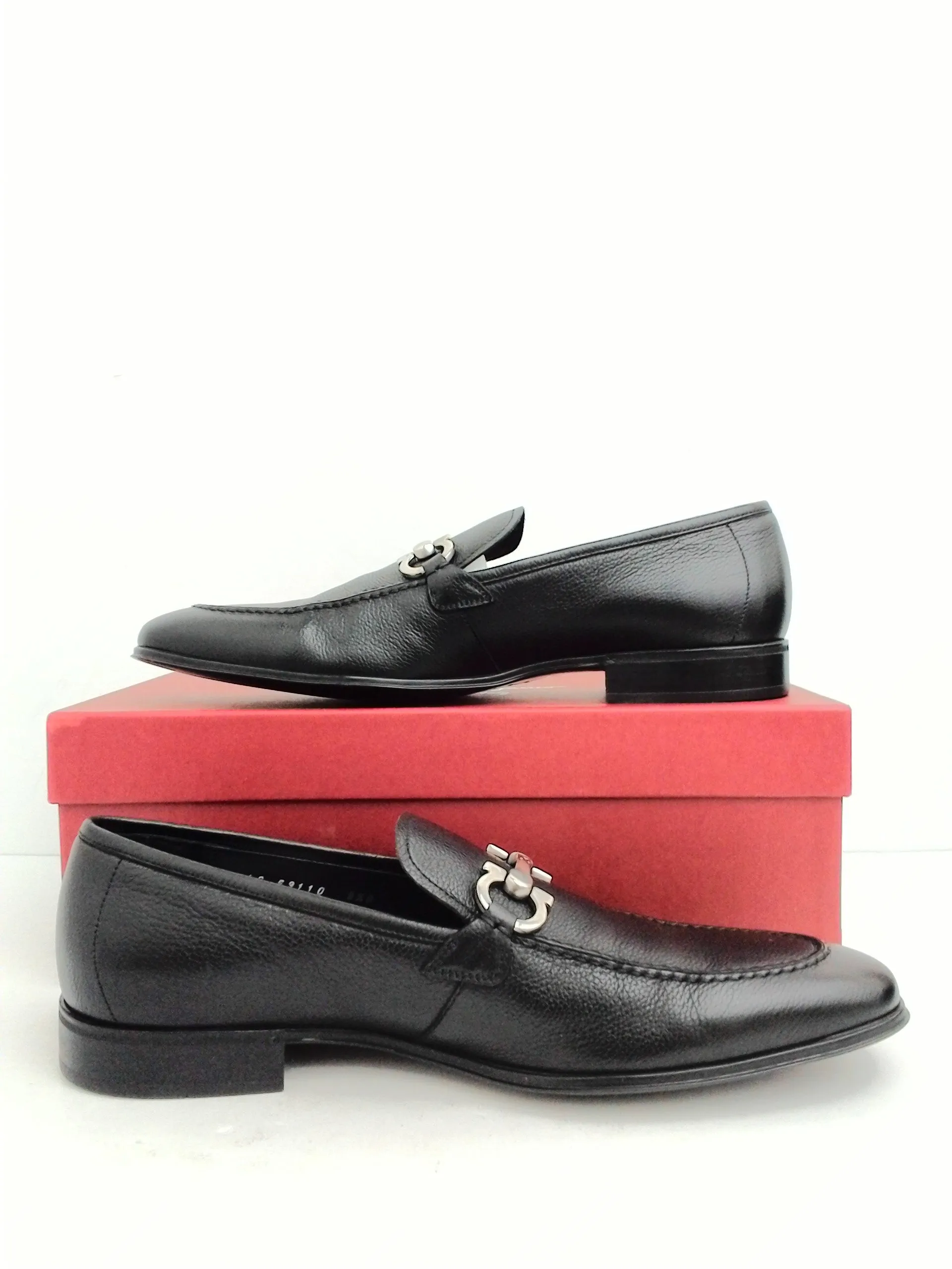Salvatore Ferragamo Men's Flori Black Pebble Calf Leather Size 9.5 D