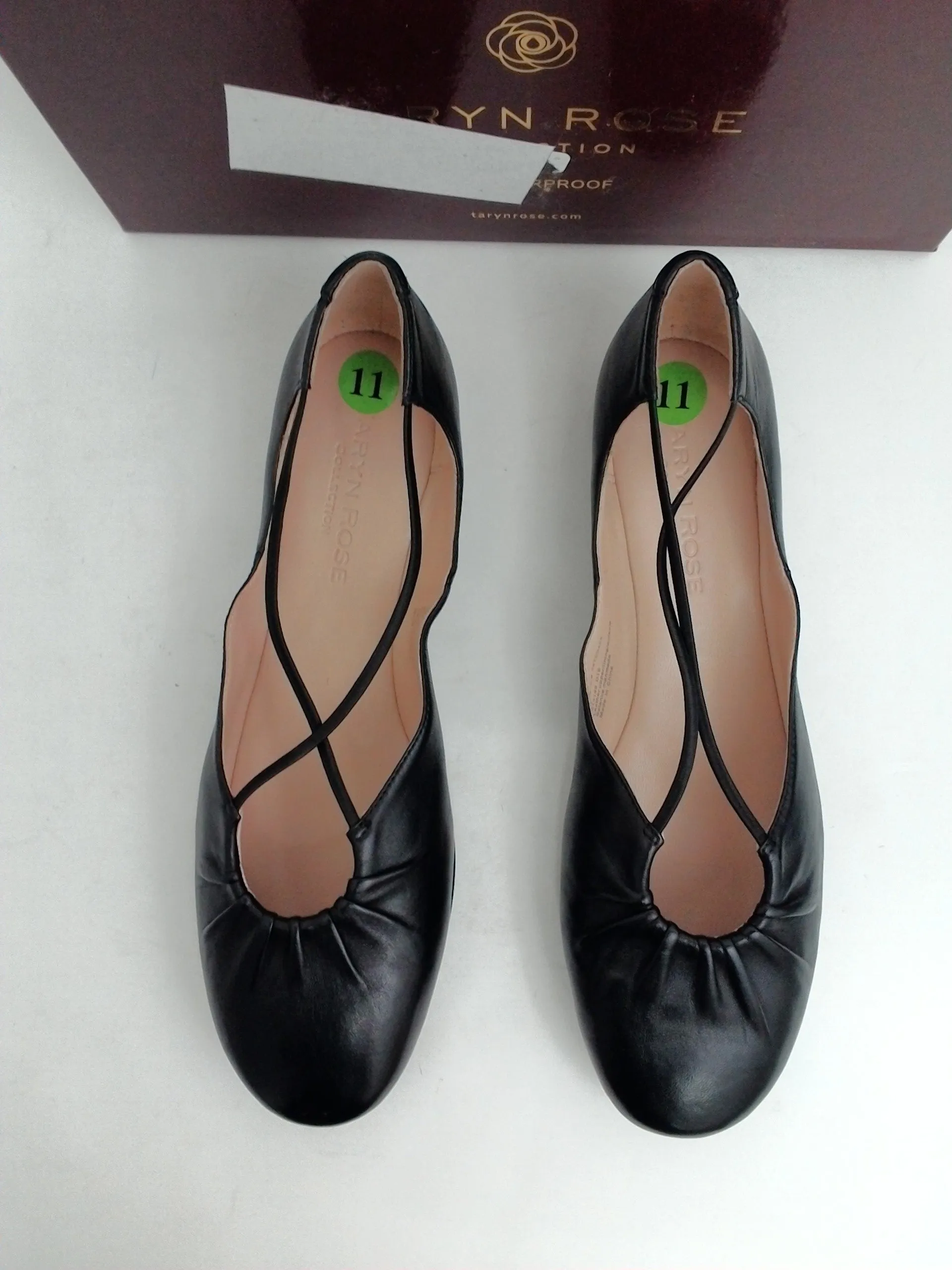Taryn Rose Collection Women's Alessandra Nappa Black Leather Size 11 M