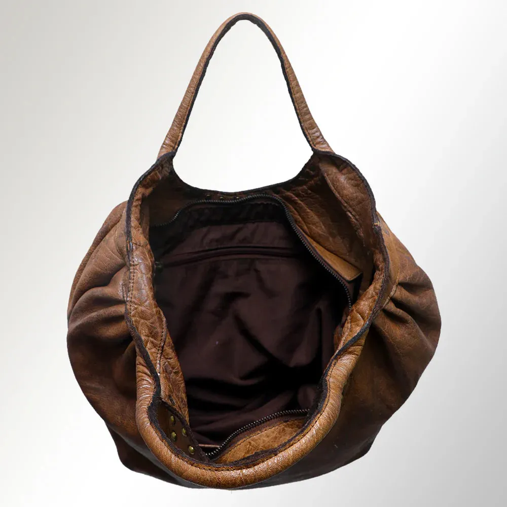 Timeless Treasure Leather Shoulder Bag