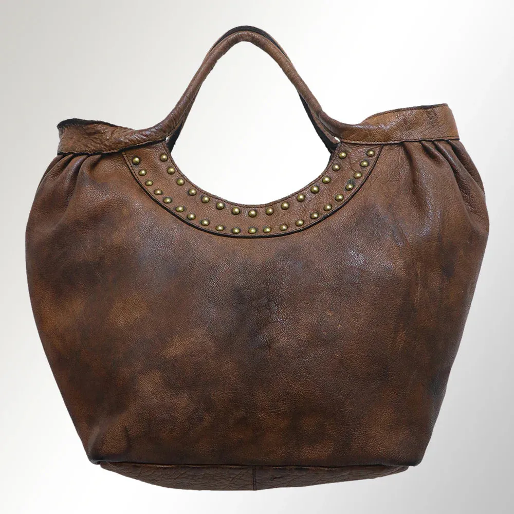 Timeless Treasure Leather Shoulder Bag